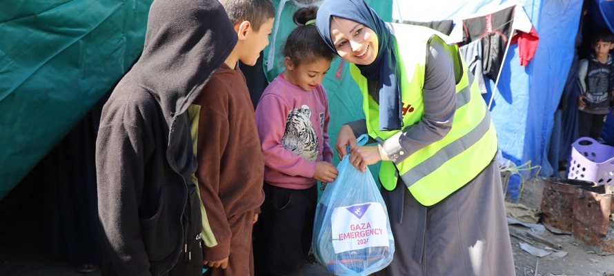 Eau et nourriture à Gaza grâce à vous